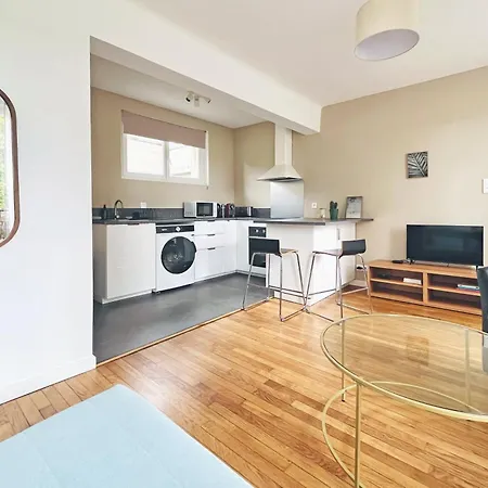 Apartment Centre, Moderne, Calme Et Lumineux *